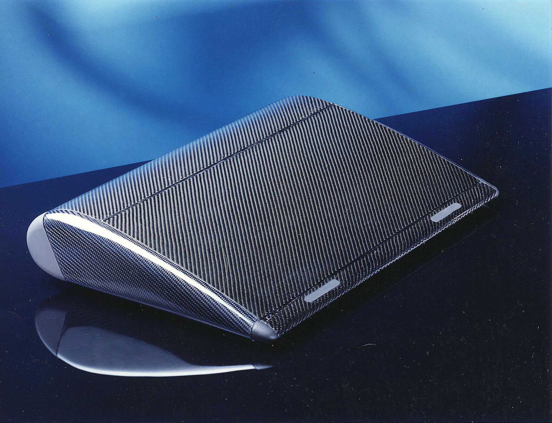 Konsumgüter & Designmodelle – formschöne CFK-Bauteile im Faserverbund Archivfoto Waltl Design